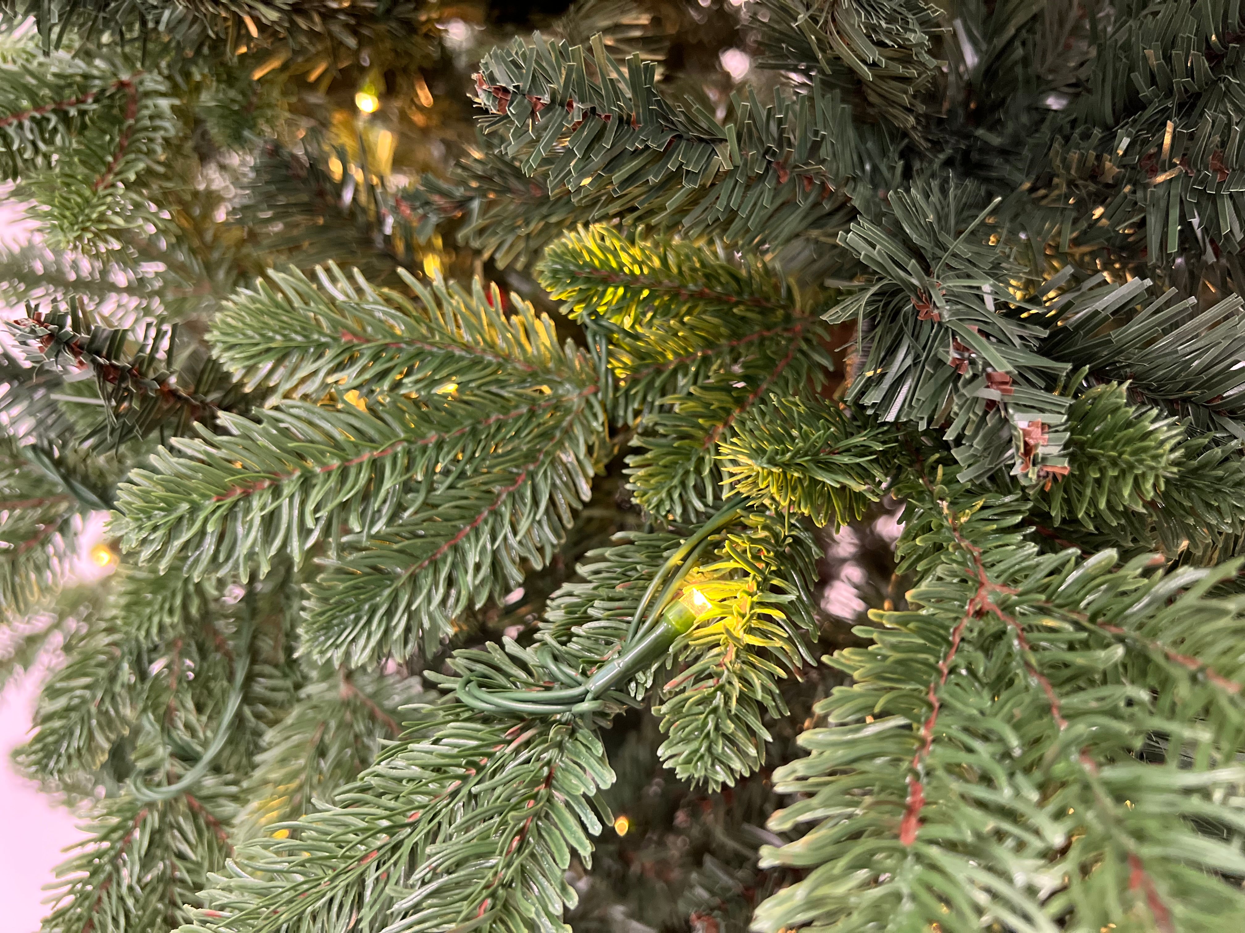 Excellent Trees® LED Mantorp 180 cm - Premium Kerstboom met 280 Lampjes ⌀109cm - ↕180cm