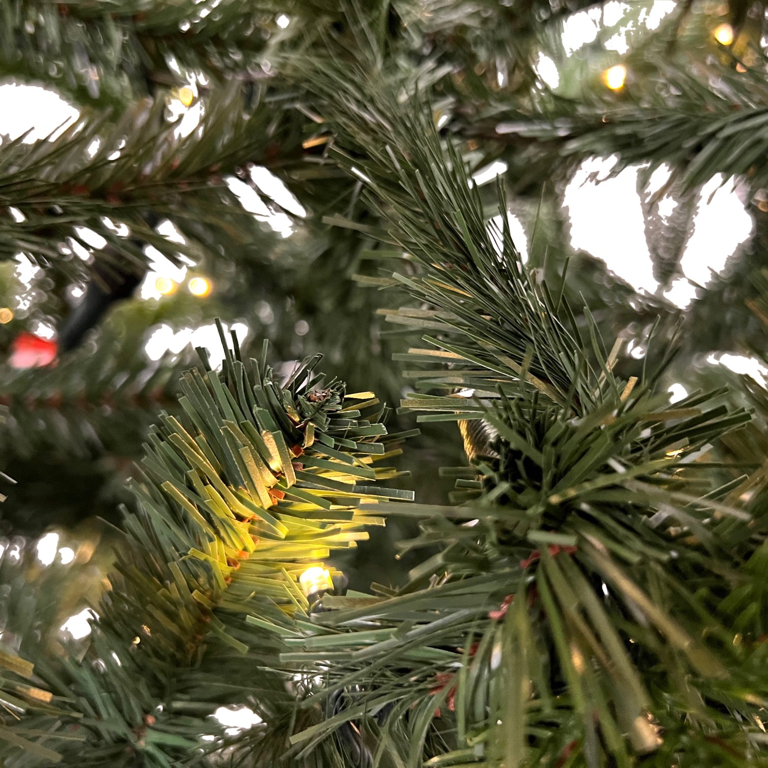 Luxe Kerstboom Excellent Trees® LED Falun Green 210 cm - 350 Lampjes